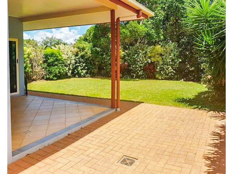 6 Melville Close, Mount Sheridan QLD 4868