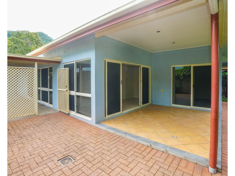 6 Melville Close, Mount Sheridan QLD 4868