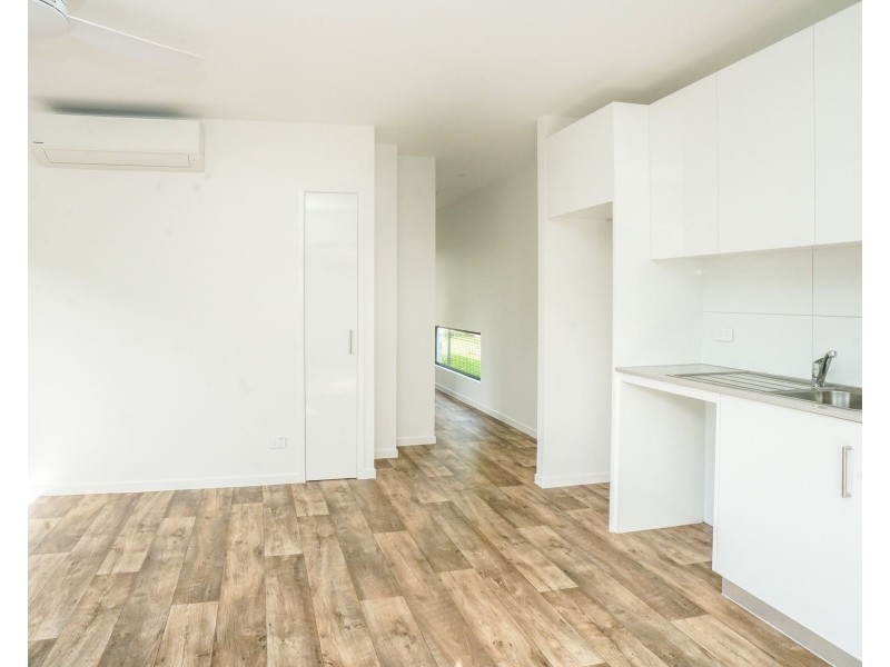 3/34 Alma Street, Woree QLD 4868