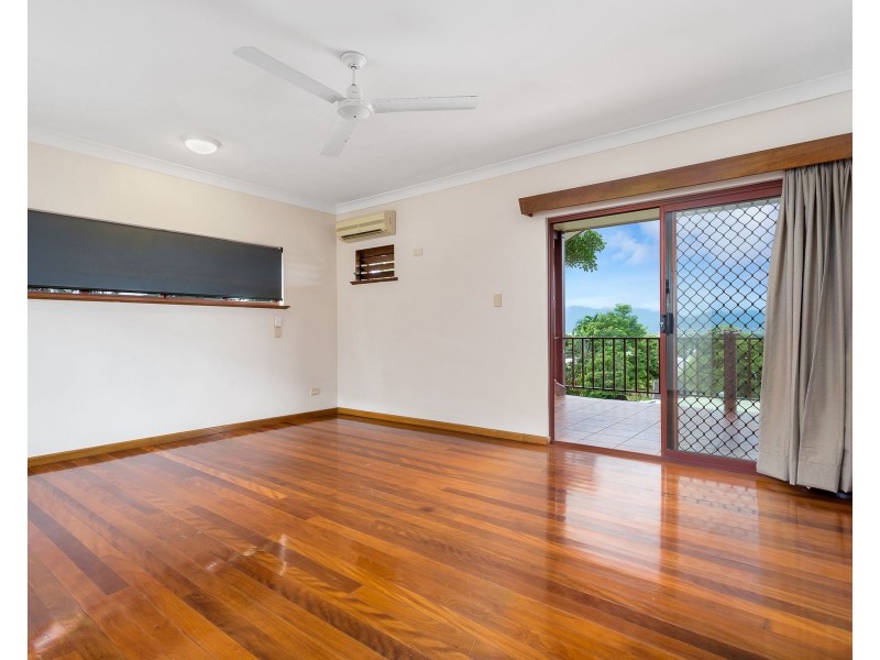 2 Rockton Place, Mooroobool QLD 4870