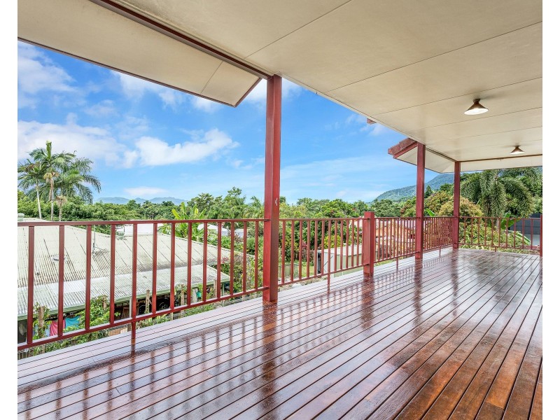 2 Rockton Place, Mooroobool QLD 4870