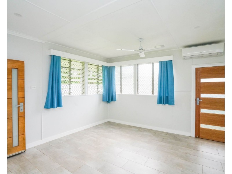 162 Progress Road, White Rock QLD 4868