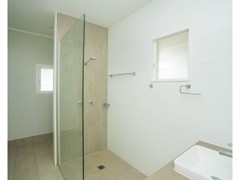 162 Progress Road, White Rock QLD 4868