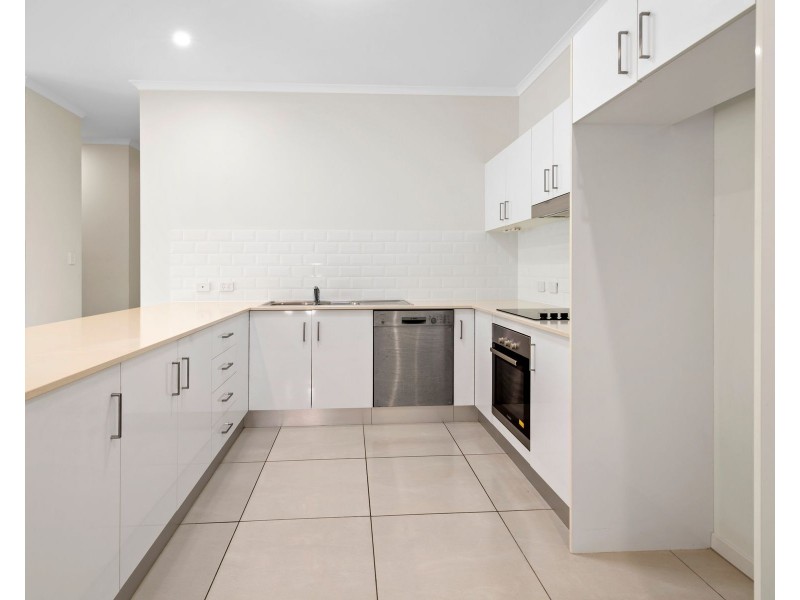 16/6-10 Wattle Street, Yorkeys Knob QLD 4878