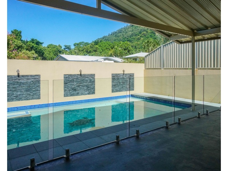 14 Harrison Close, Kanimbla QLD 4870