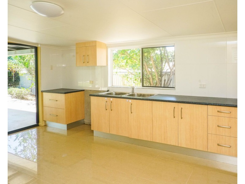 14 Harrison Close, Kanimbla QLD 4870