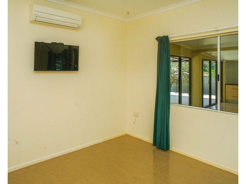 14 Harrison Close, Kanimbla QLD 4870