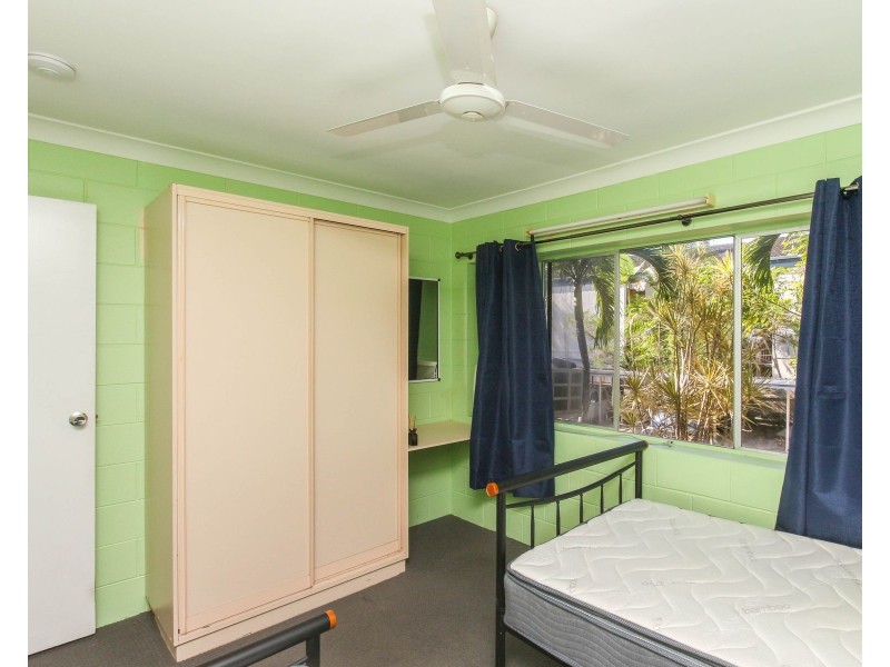 8/267-269 Sheridan Street, Cairns North QLD 4870