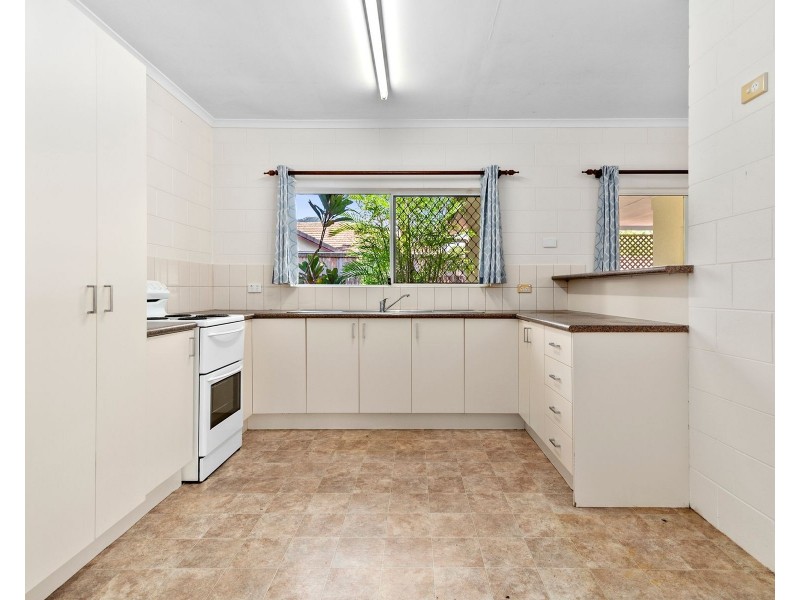 14 Meander Close, Brinsmead QLD 4870