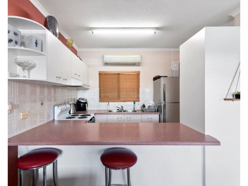 7/2 Grantala Street, Manoora QLD 4870