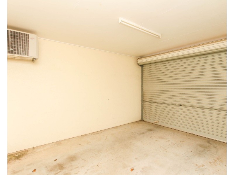 4/364 McCoombe Street, Mooroobool QLD 4870