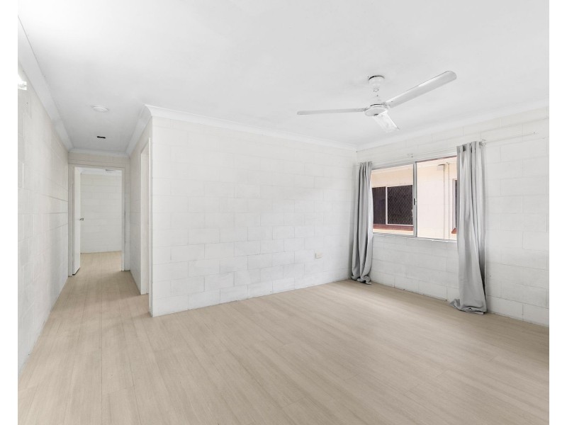 7/18 Curtin Street, Westcourt QLD 4870