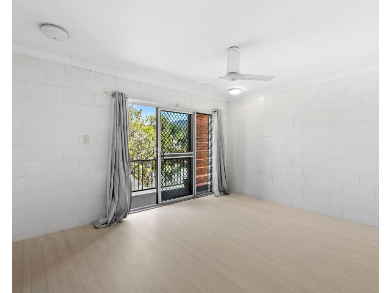 7/18 Curtin Street, Westcourt QLD 4870