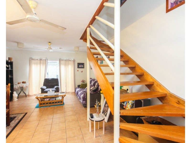 5/2 Cavanagh Street, Woree QLD 4868