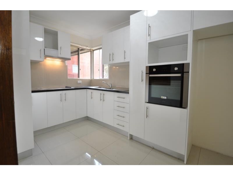 10/10 Park Ave, Burwood NSW 2134