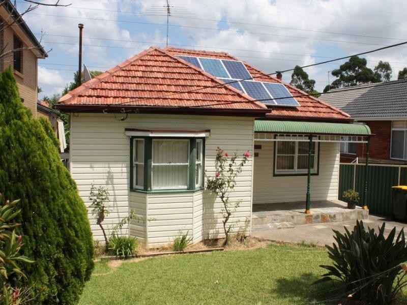 54 Walsh Ave, Croydon Park NSW 2133