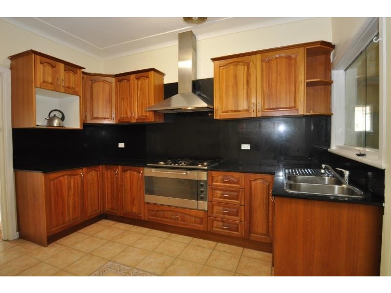 54 Walsh Ave, Croydon Park NSW 2133