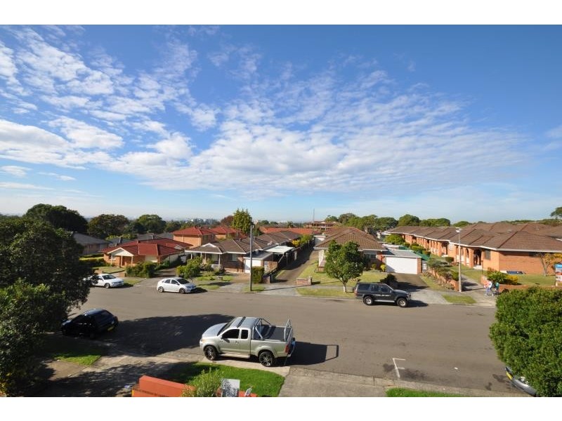 4/16 Monomeeth Street, Bexley NSW 2207