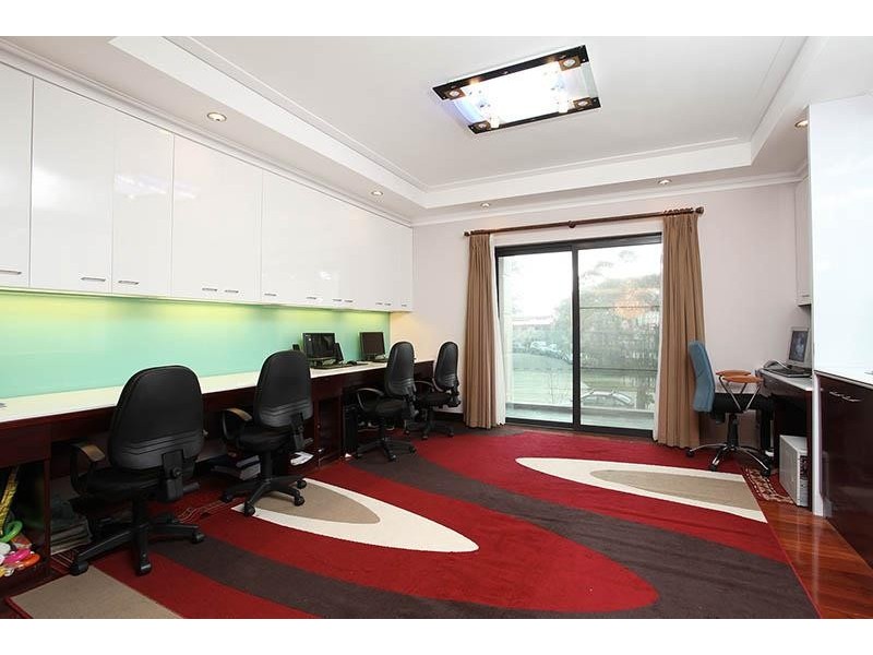 Strathfield NSW 2135