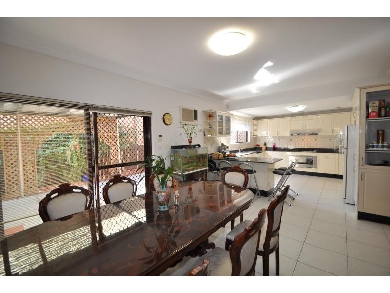 2 Kendall Street, Cabarita NSW 2137