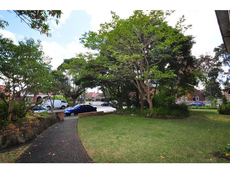 1/2 Hampden Street, Ashfield NSW 2131