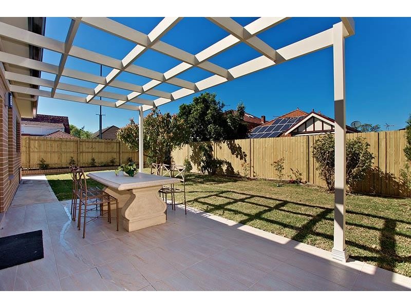 4 Wakeford Rd, Strathfield NSW 2135