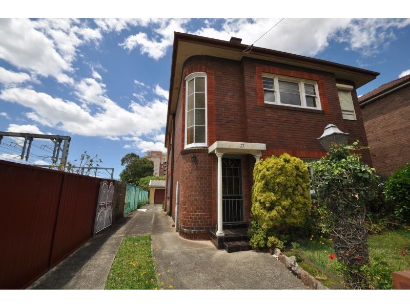 17 Cavill Ave, Ashfield NSW 2131