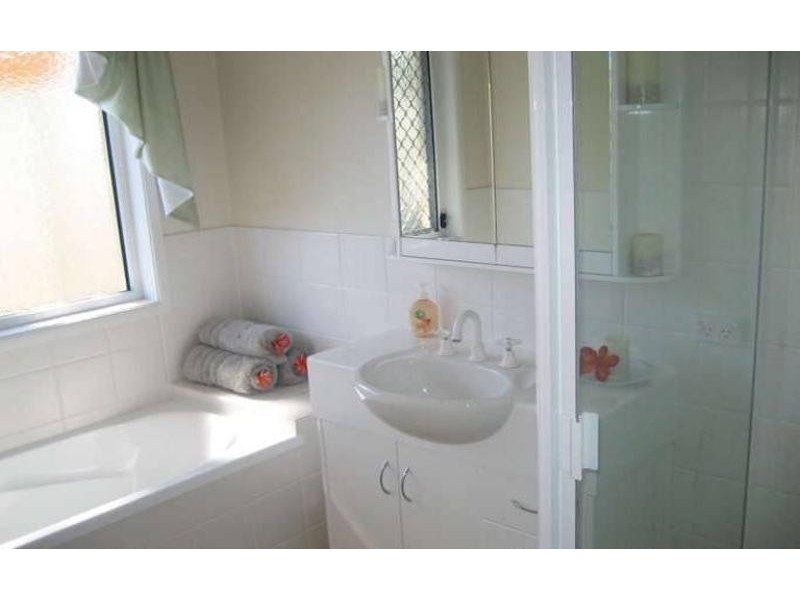 37 Christina Ryan Way, Arundel QLD 4214