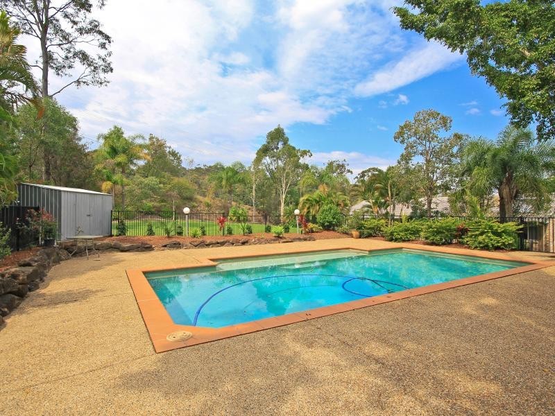 78 Harry Mills Drive, Worongary QLD 4213