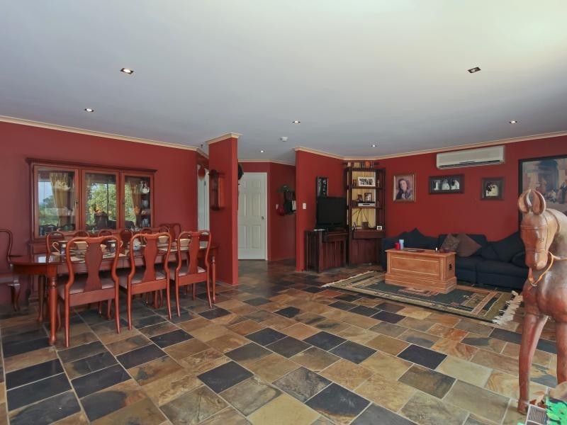 78 Harry Mills Drive, Worongary QLD 4213