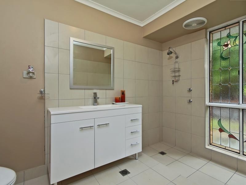 78 Harry Mills Drive, Worongary QLD 4213