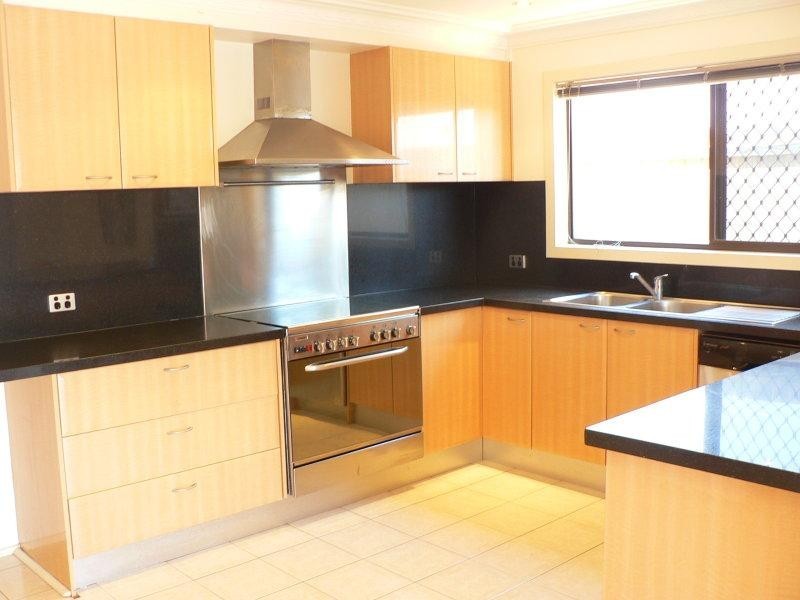 Broadbeach Waters QLD 4218