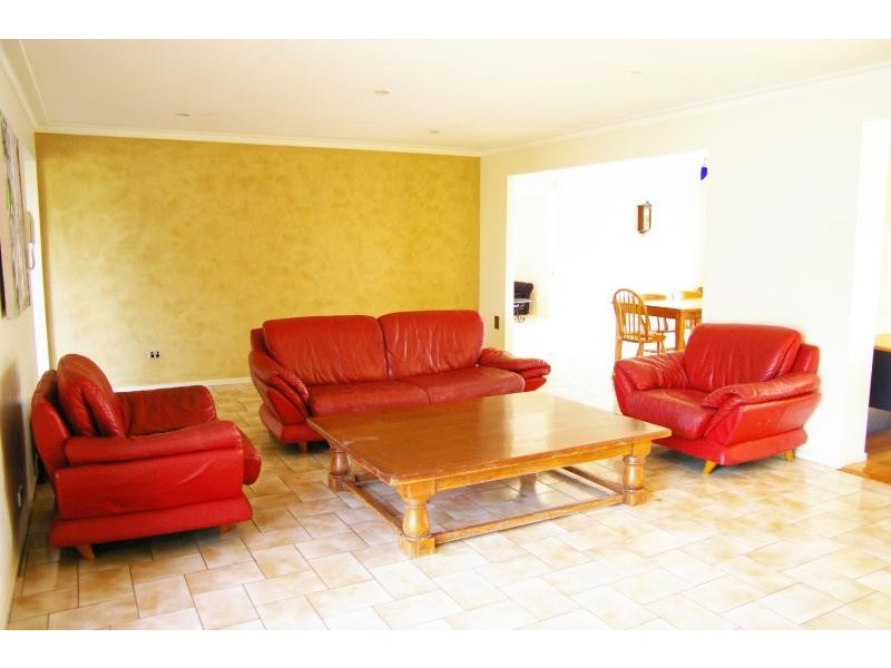 Broadbeach Waters QLD 4218