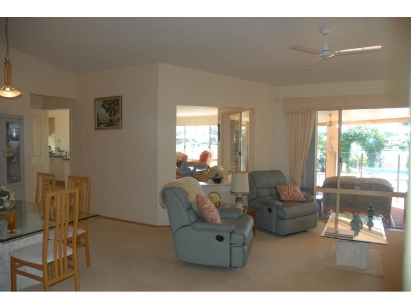 30 Parkwater Tce, Monterey Keys QLD 4212