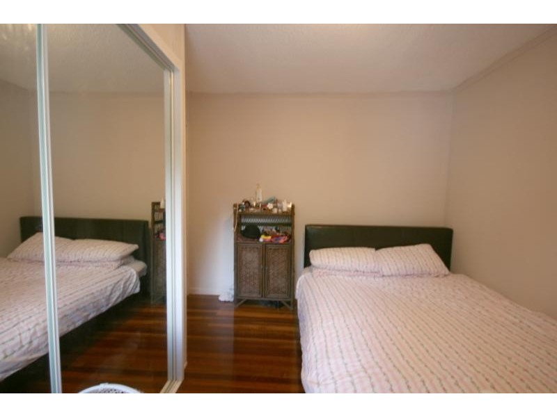 40 Brighton Street, Biggera Waters QLD 4216