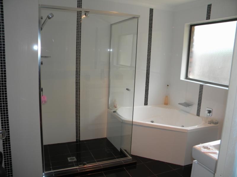 19 Tooraneedin Road, Coomera QLD 4209