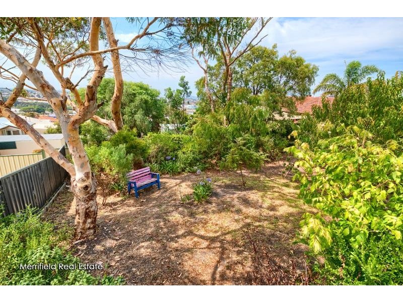 2/308 Serpentine Road, Mount Melville WA 6330