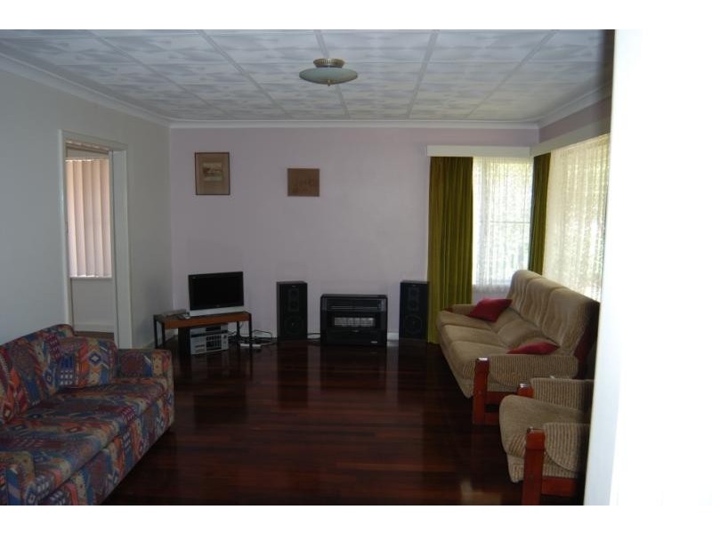 12 Boongarrie Street, Emu Point WA 6330