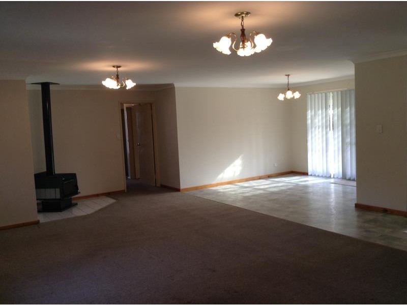 12 Bronte Street, Milpara WA 6330