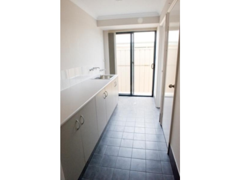 12 Grevillea Way, Yakamia WA 6330
