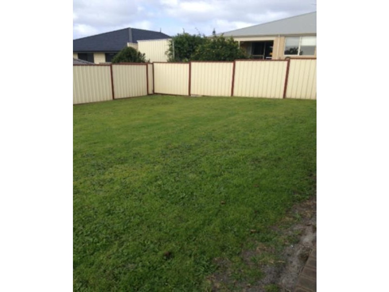 17 Stokes Terrace, Spencer Park WA 6330