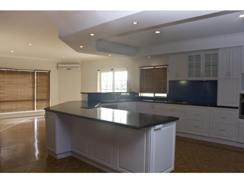 18 Harvey Road, Warrenup WA 6330