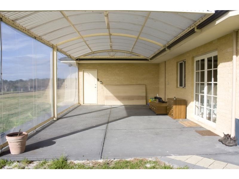 18 Harvey Road, Warrenup WA 6330