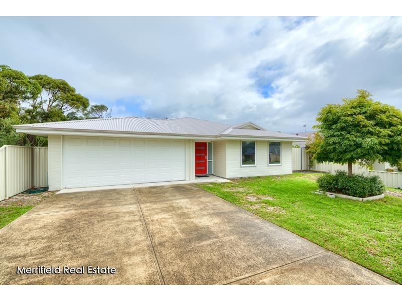 25 Junction Street, Mckail WA 6330