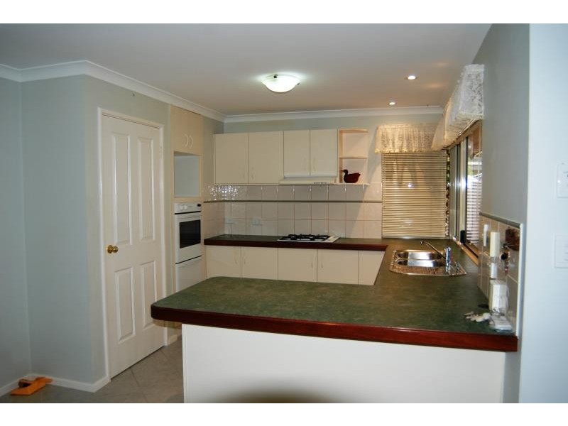 12 Vernon Lane, Mckail WA 6330