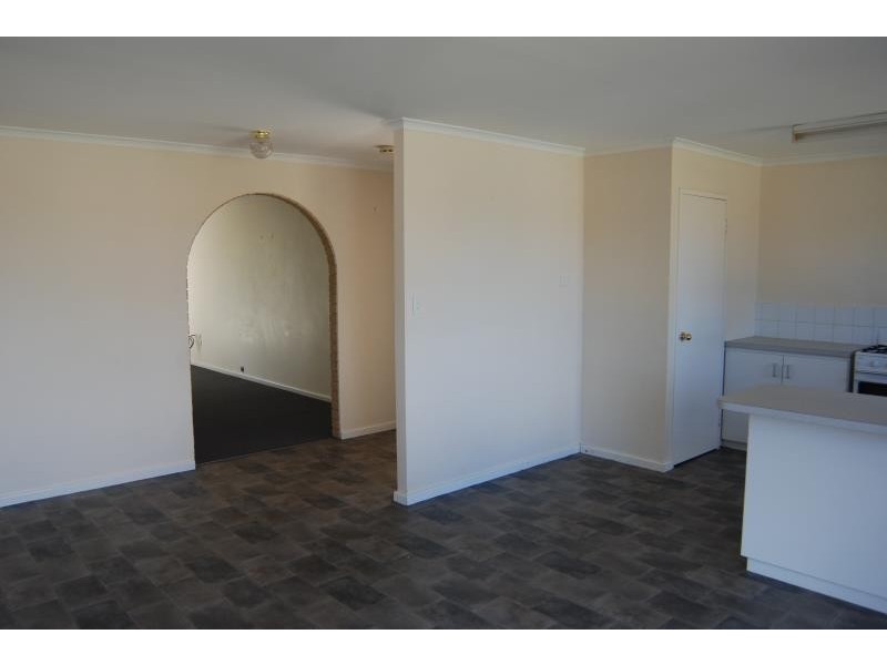 19 Sherwood Drive, Mckail WA 6330