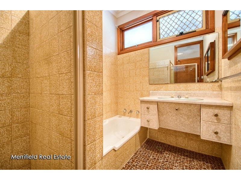 24 Minerva Street, Yakamia WA 6330