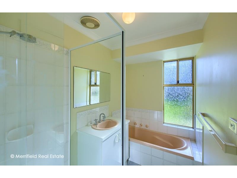 18 Cordoba Way, Orana WA 6330