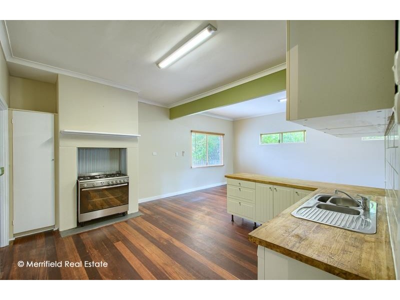 21 Angove Road, Spencer Park WA 6330