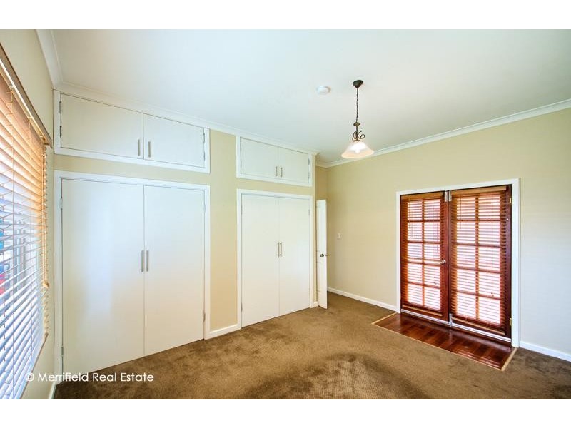 21 Angove Road, Spencer Park WA 6330